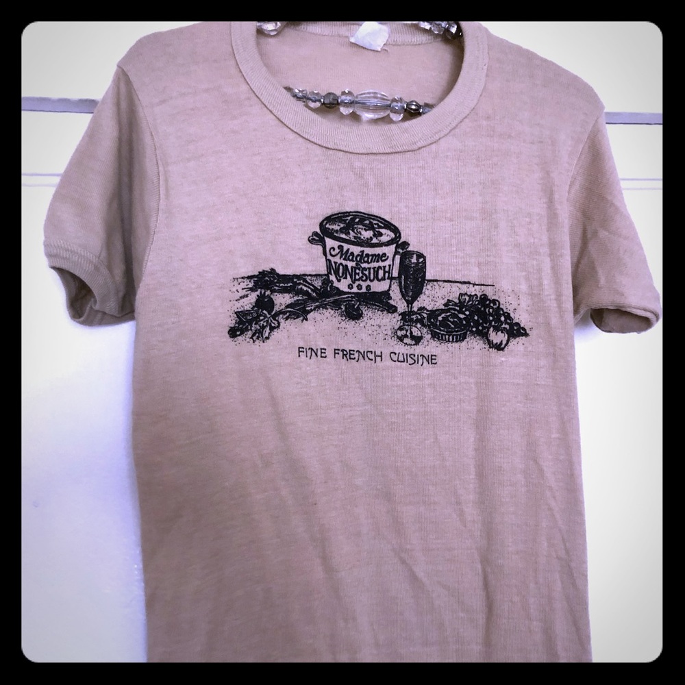 Vintage women’s tee size small